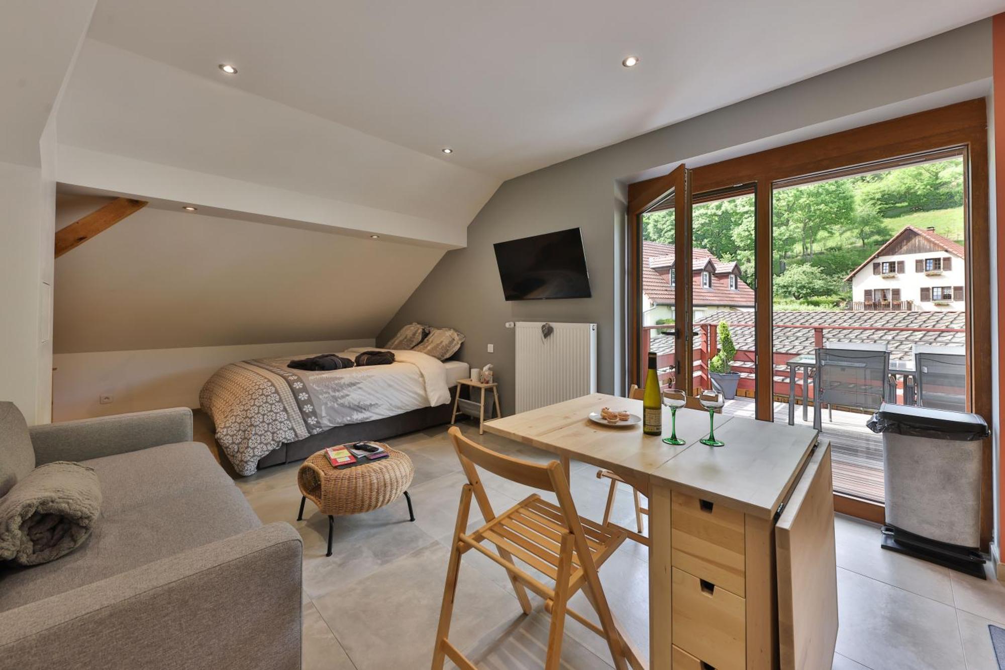 Gite Du Silberwald Charmant Gite Avec Spa - Jacuzzi , Acces Privatif Stosswihr Quarto foto